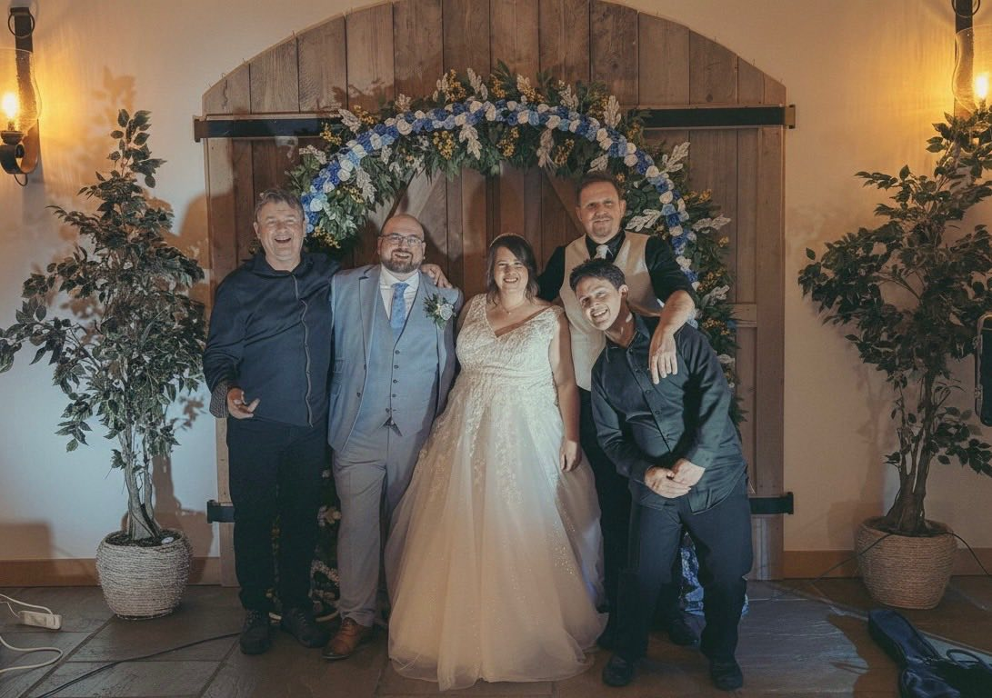 Real Weddings: Michael & Vicky at Hobbit Hill