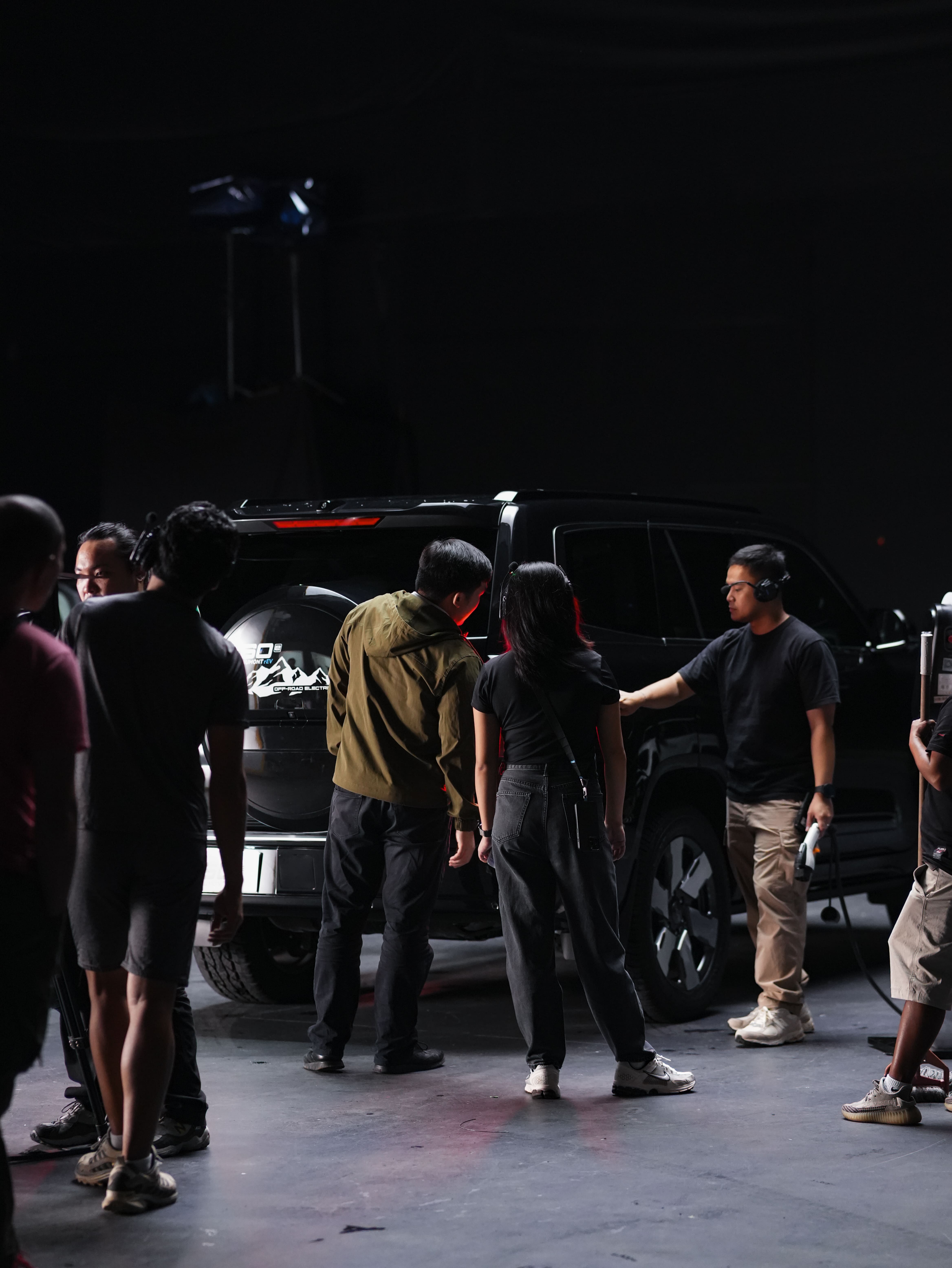 Behind the scenes 6