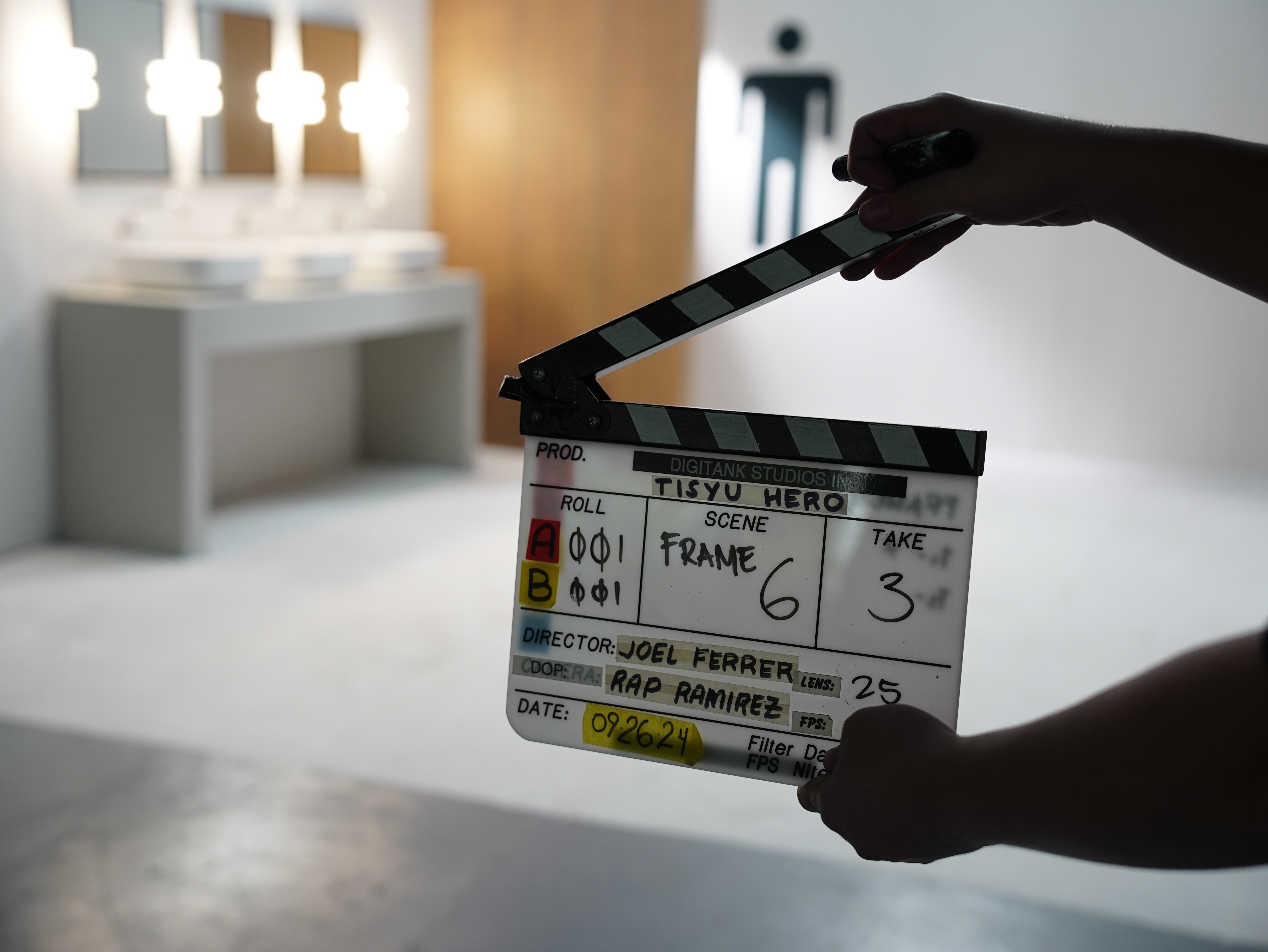Behind the scenes 3
