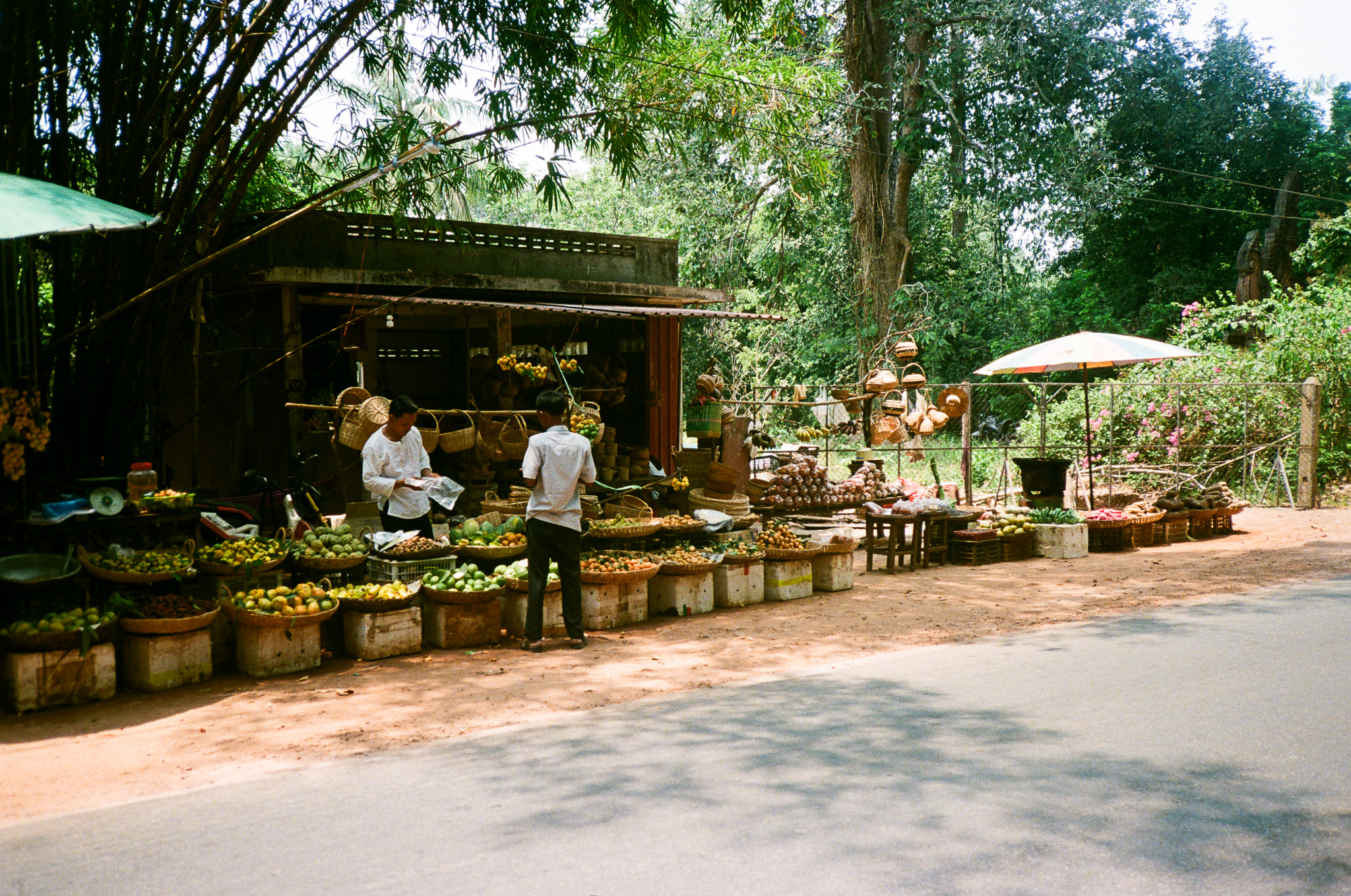 Angkor - Roadside Market