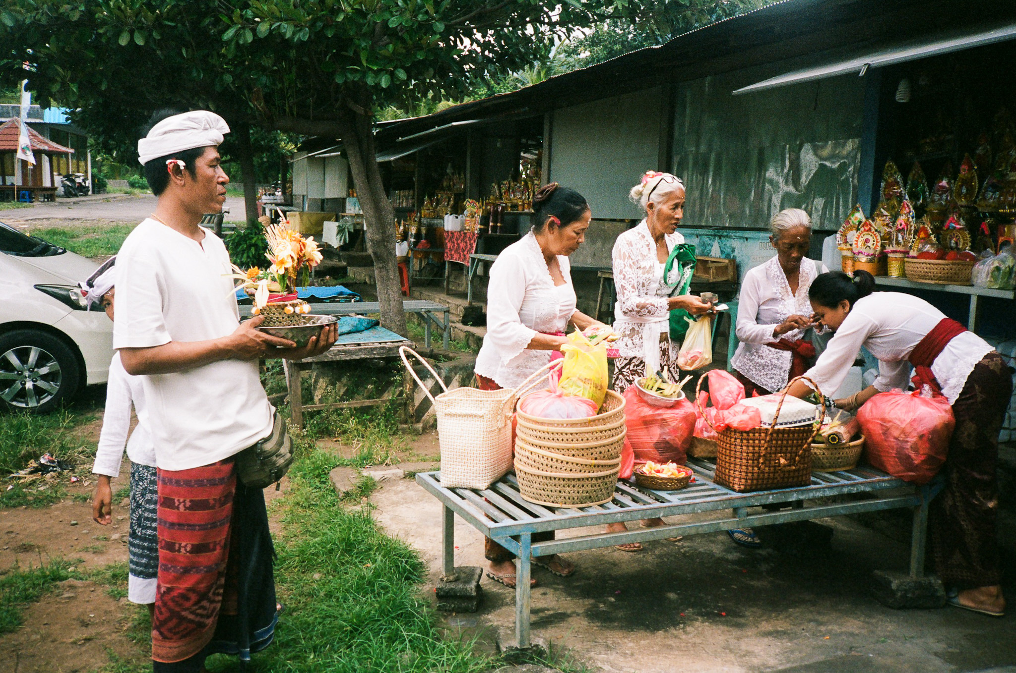 Balinese Ceremony - Group Portrait with Offering Baskets