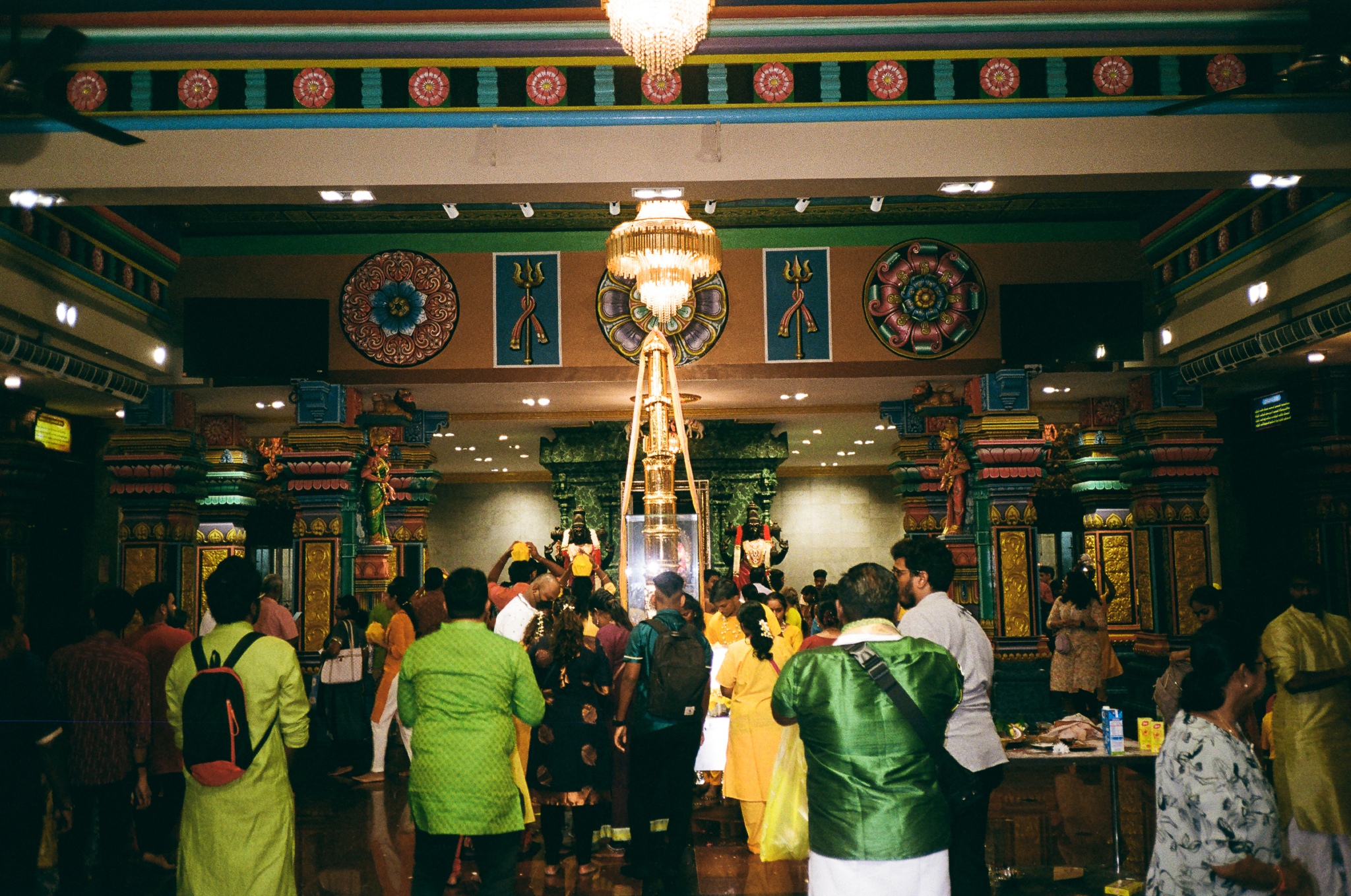 Thaipusam Temple Crowd