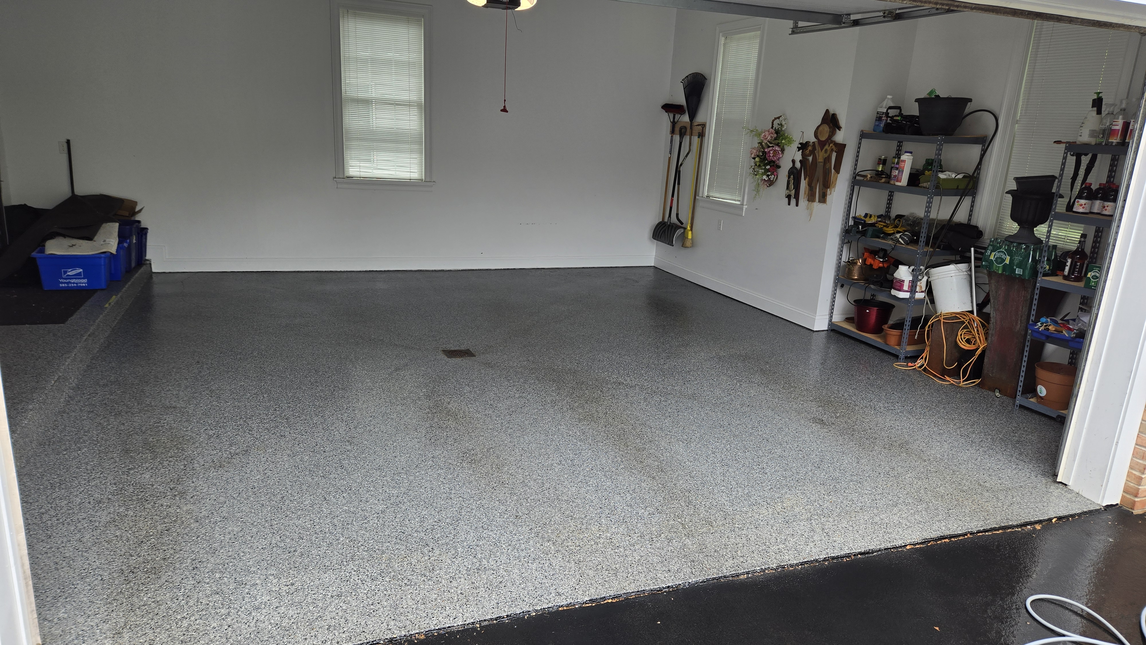 Property before pressure washing cleaning