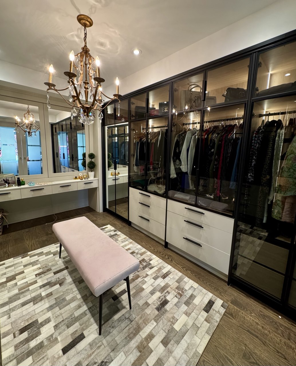 Walk-in Closet