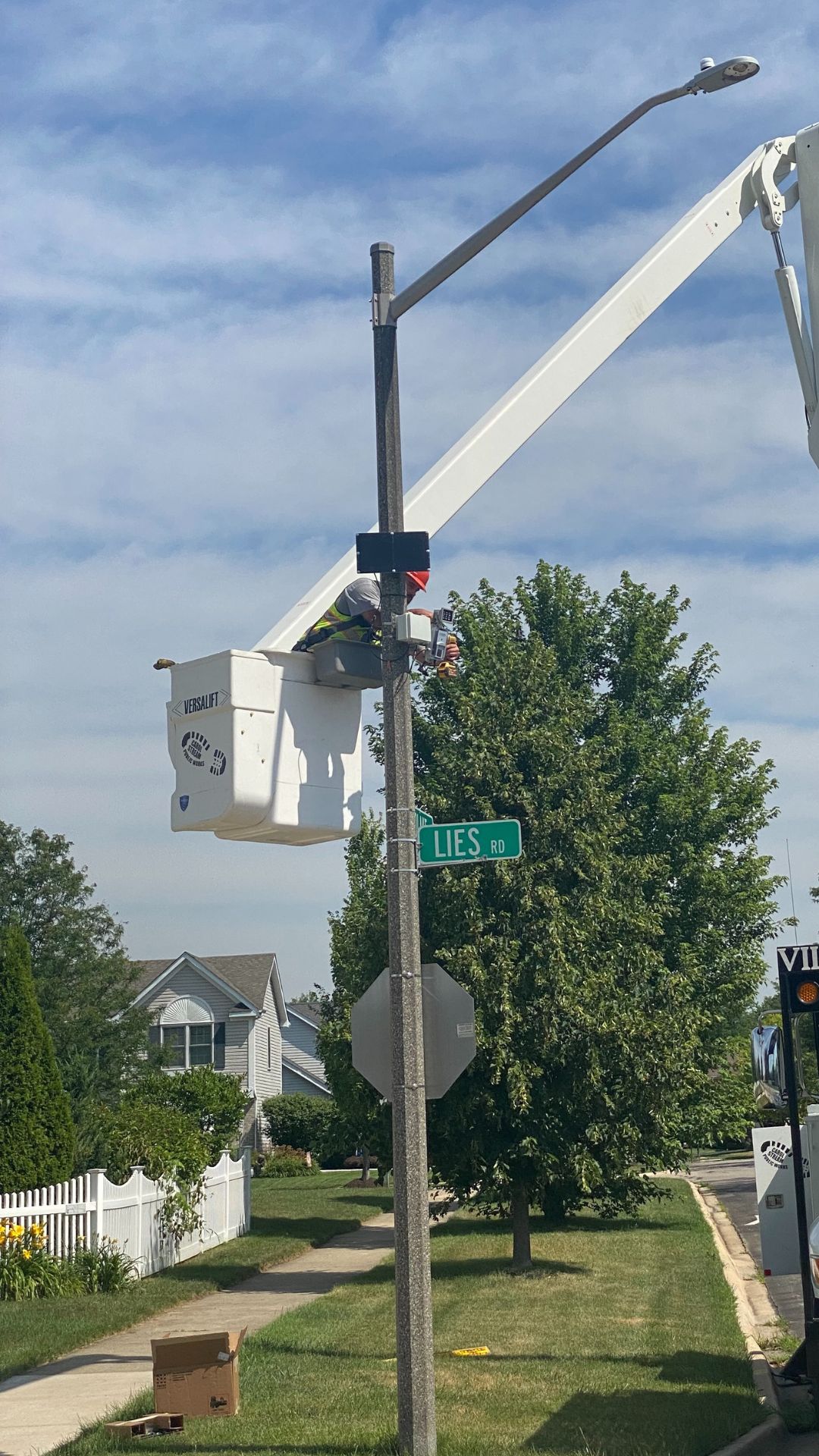 Frost Mini-Weather Station installed on a pole