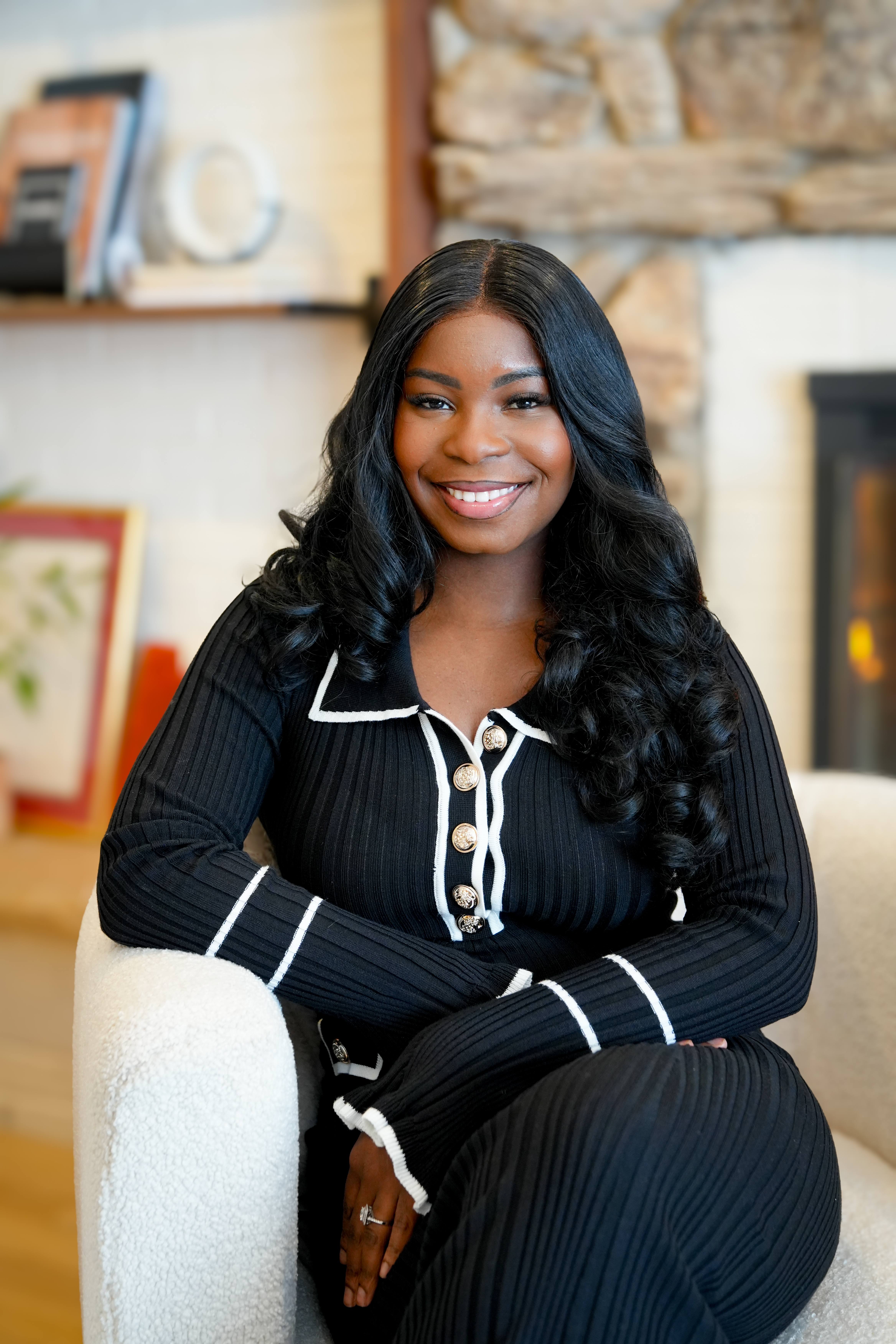 Seyi, Financial Planner