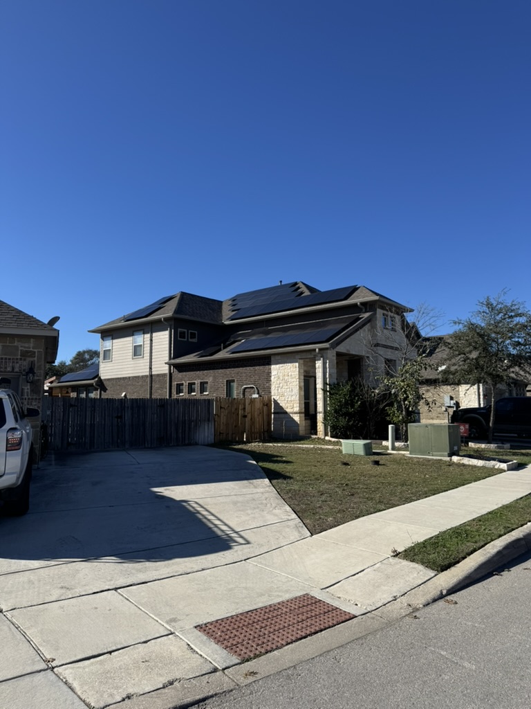 Solar installation on a Texas home