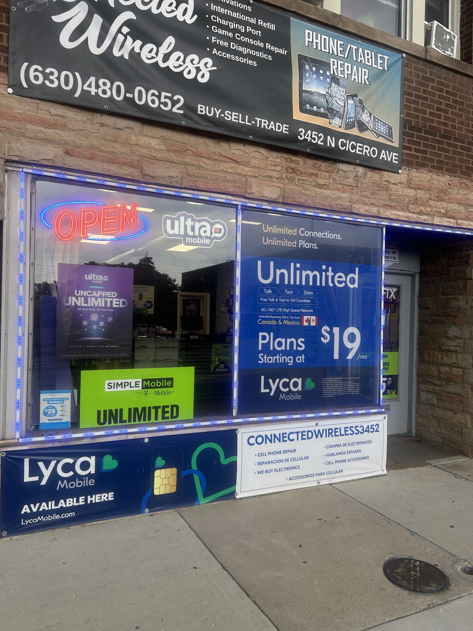 HandyDanny Repairs storefront at 3452 N Cicero Ave Chicago