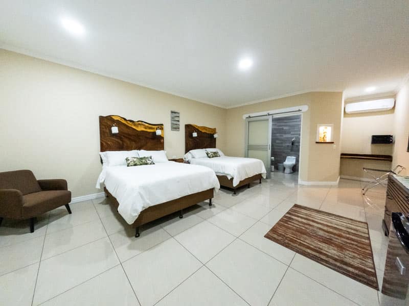 Double Queen Large Room
