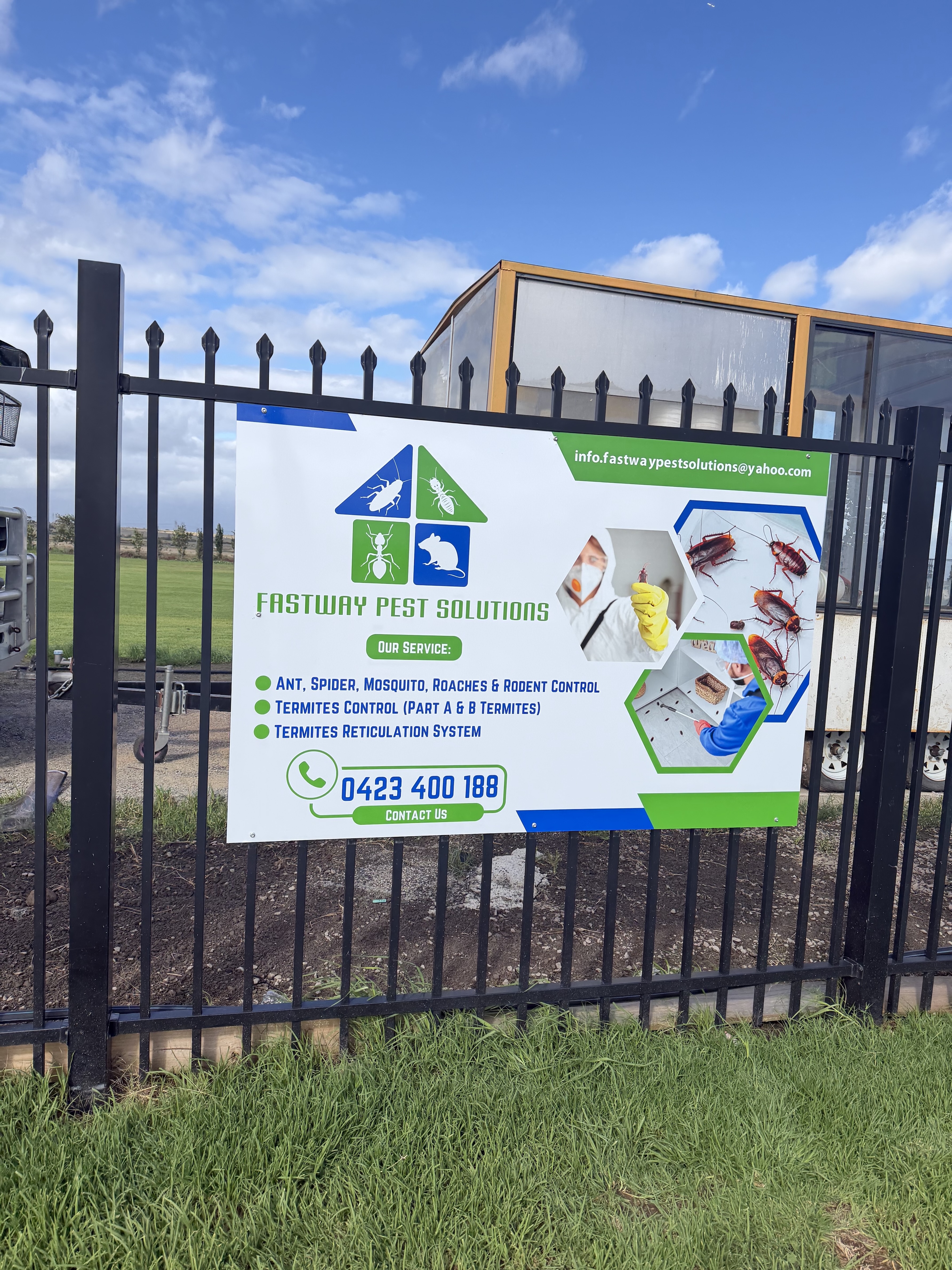 Fastway Pest Solutions Fence Sign