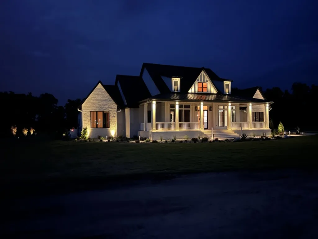 Custom outdoor lighting design for a residential home