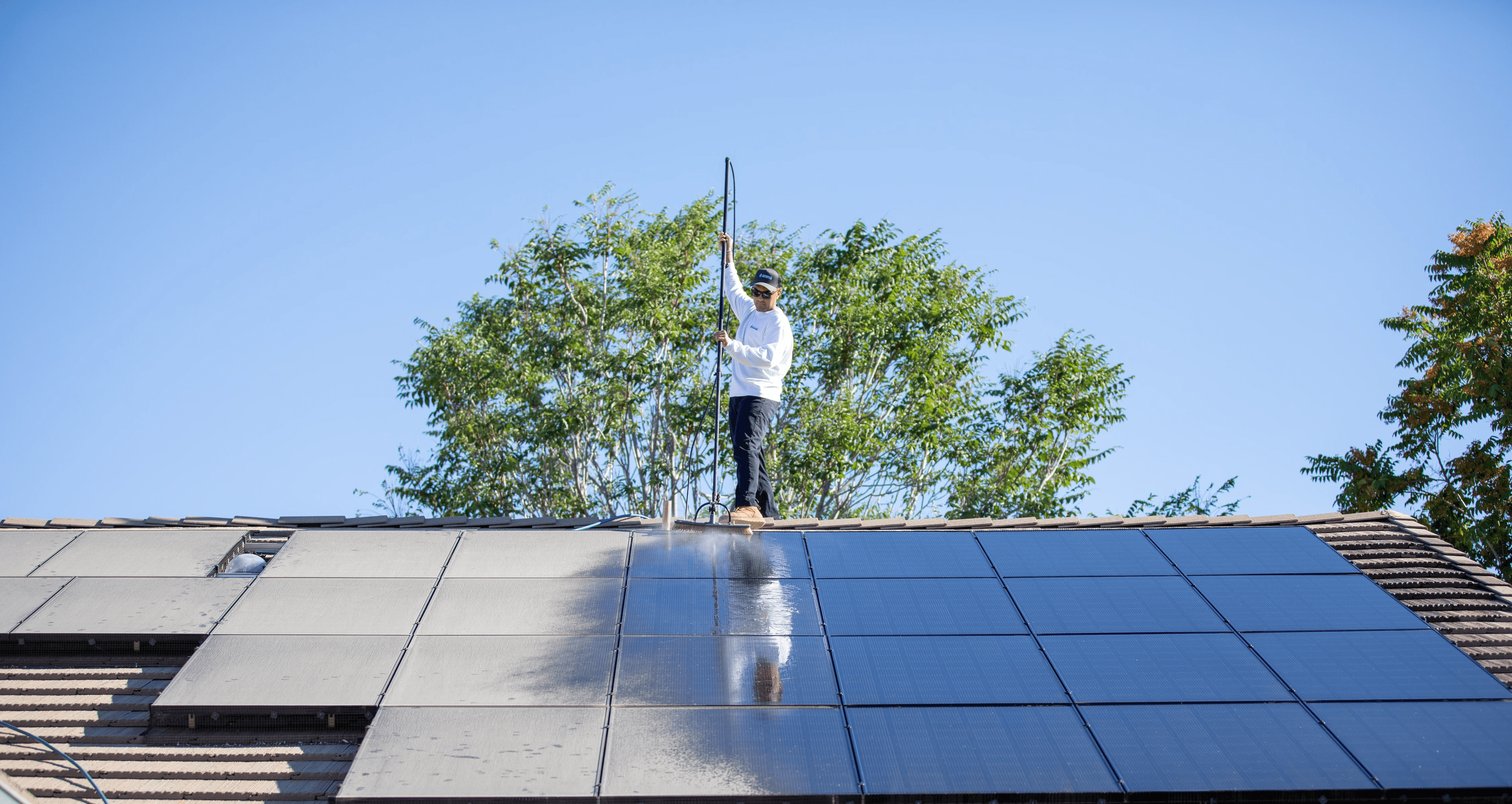 Solar panel cleaning in Clovis