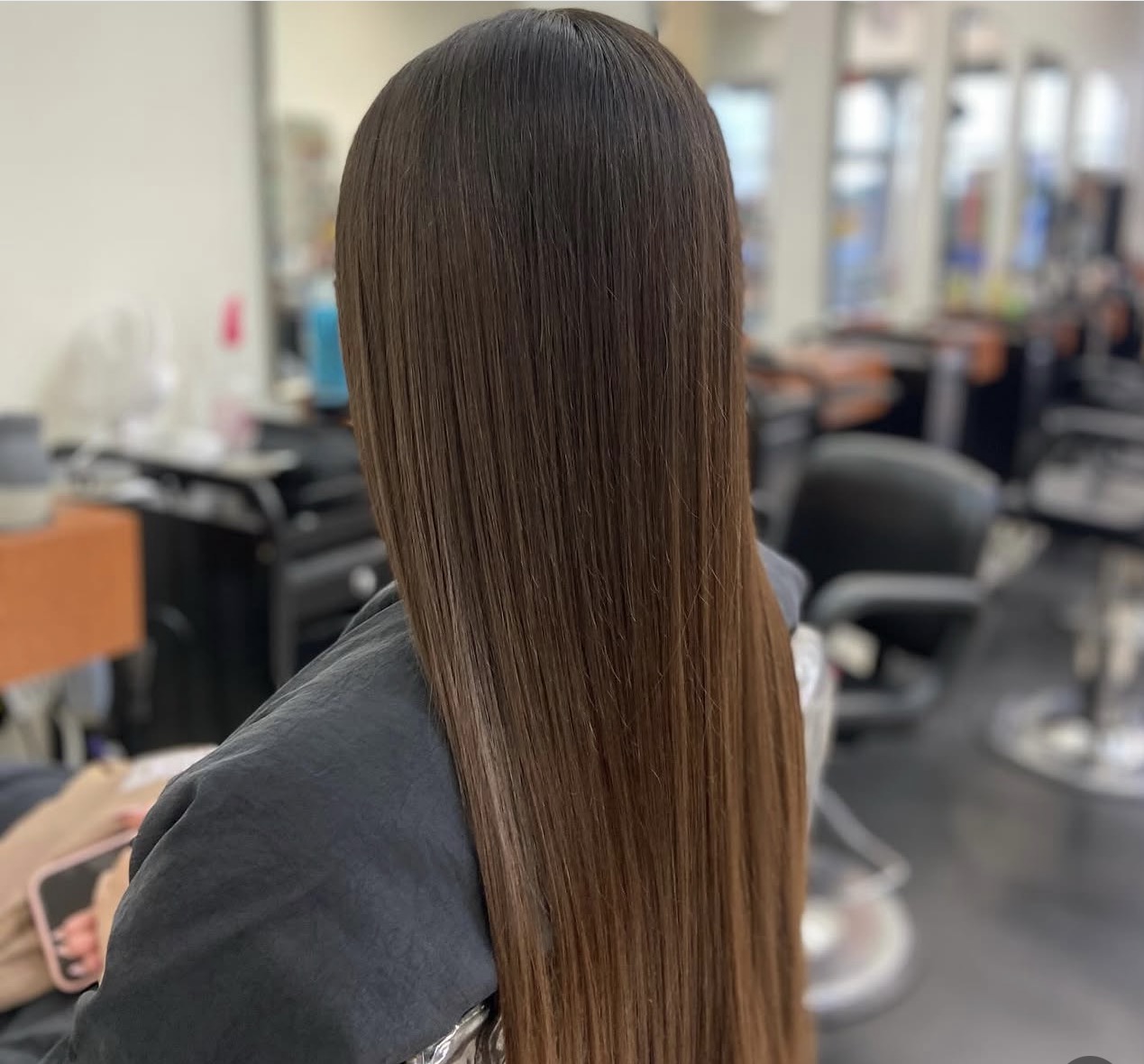 Fully finished smooth result after keratin treatment and styling