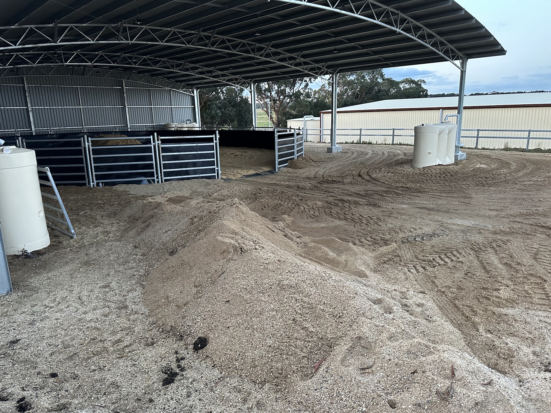 Horse Arenas Gallery Image 1