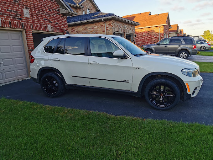 Automotive gallery image 4