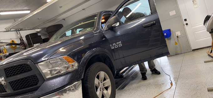 Automotive gallery image 10