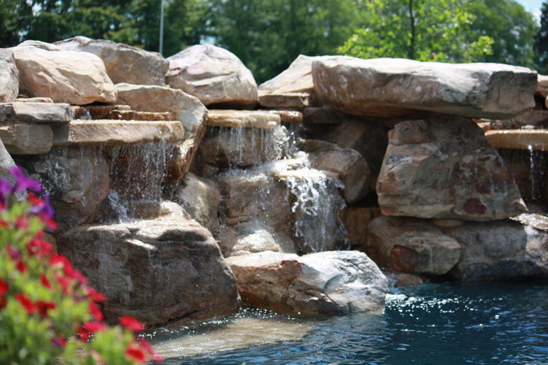 Water Features & Waterfalls