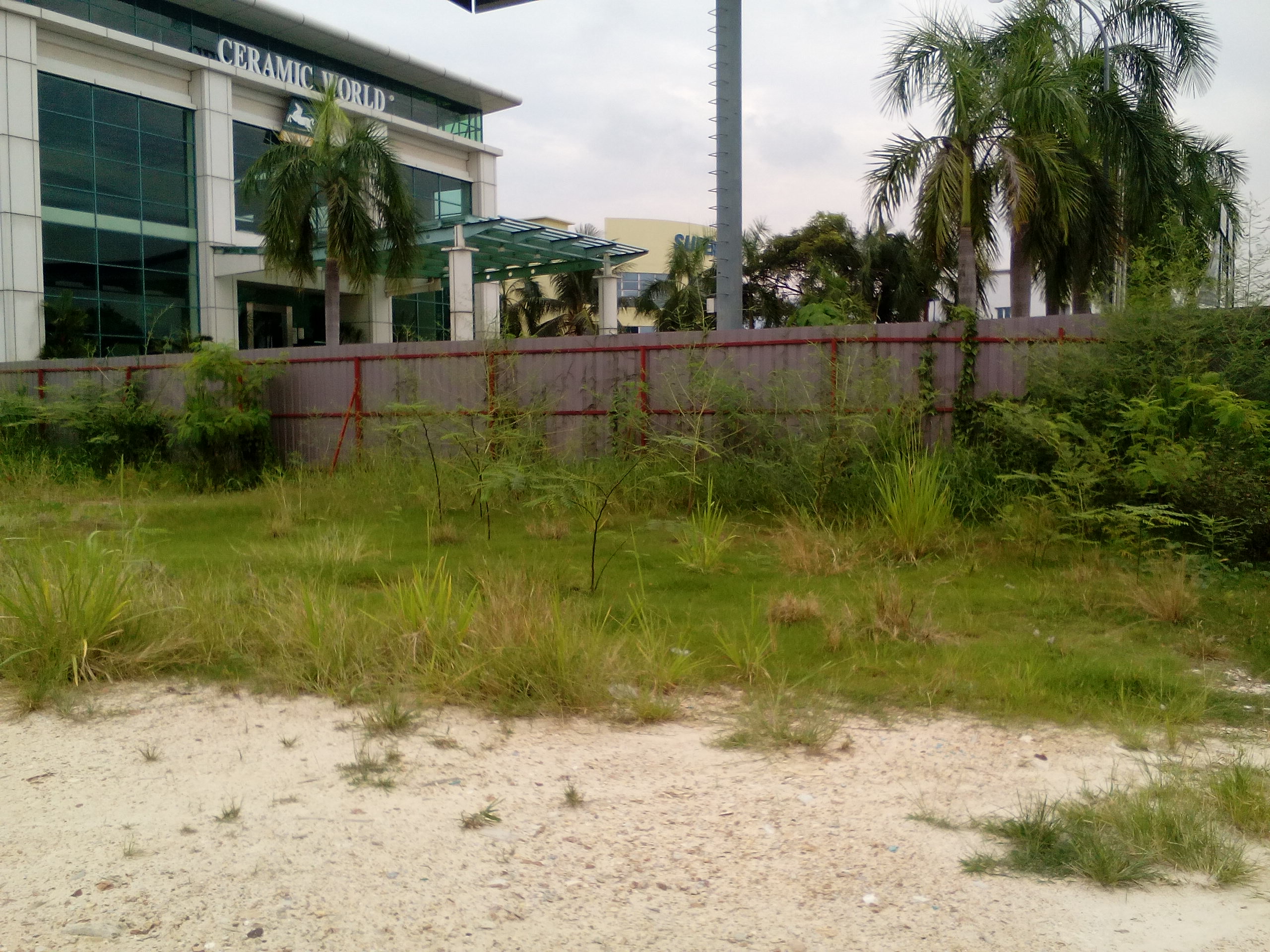 Lawatan Tapak Komersial