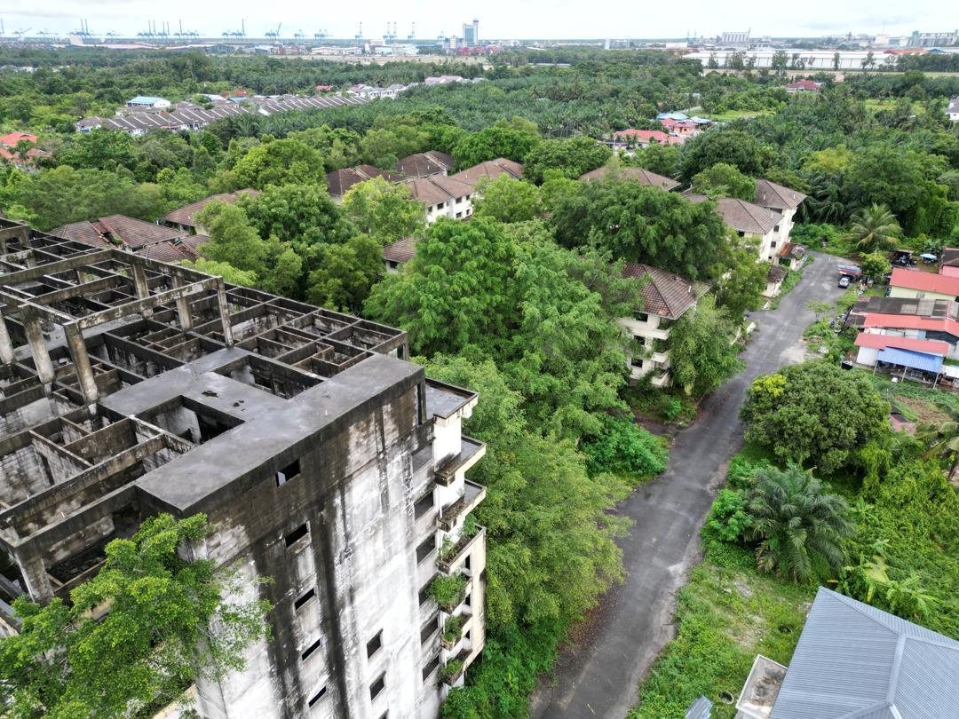 Projek Terbengkalai (Pandangan Udara)