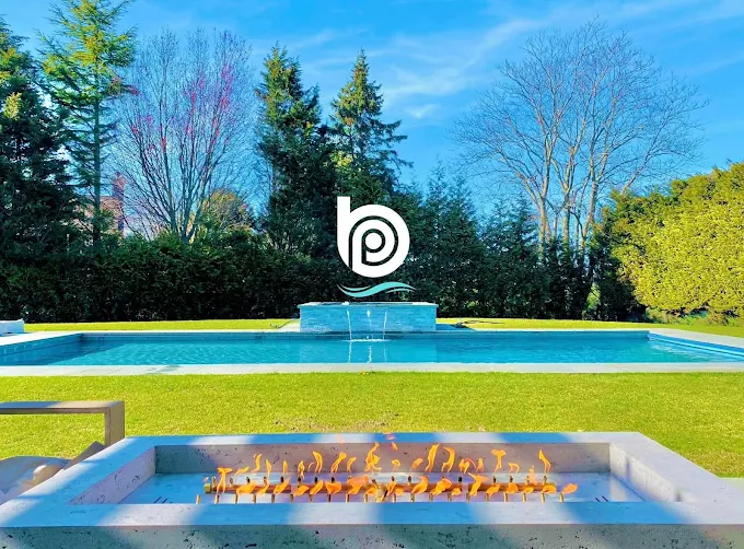 Luxurious Pool with Fire Pit