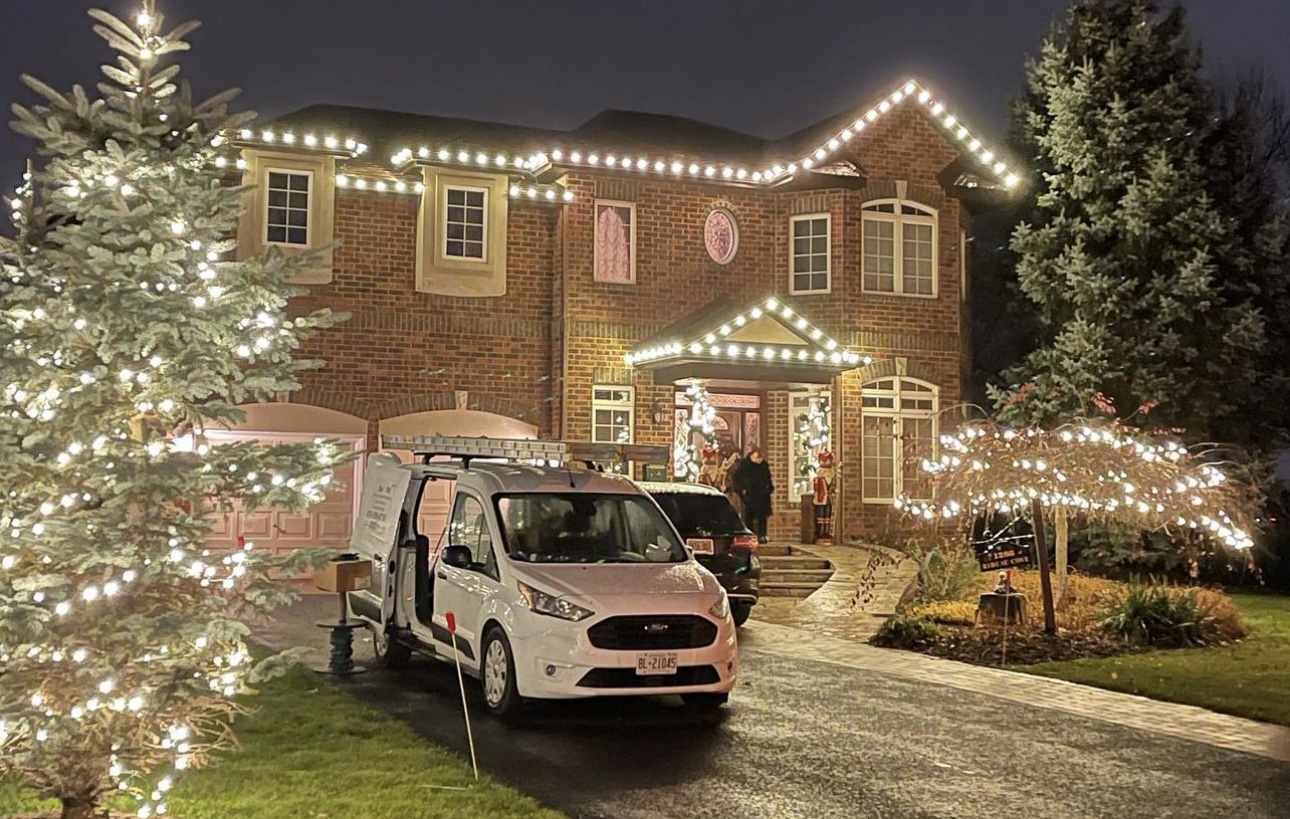 Christmas Light Installation results 4