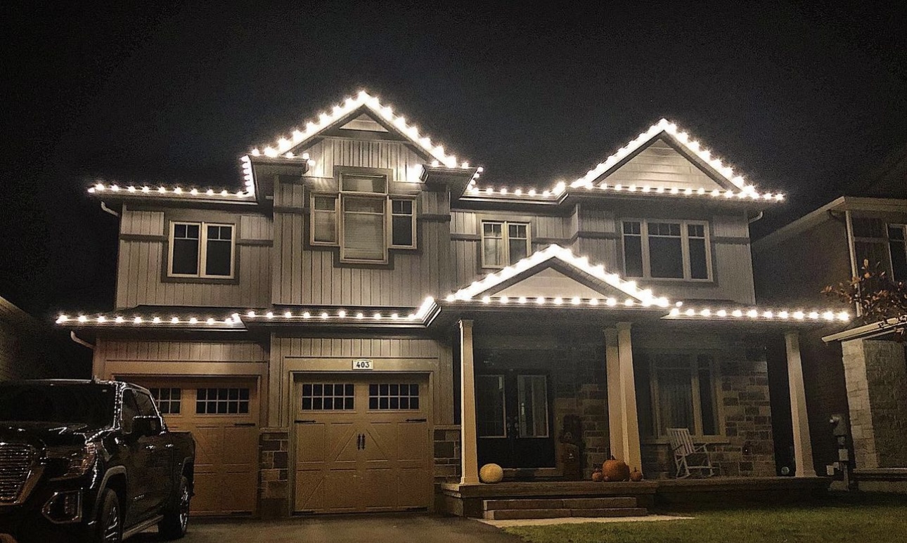 Christmas Light Installation results 5