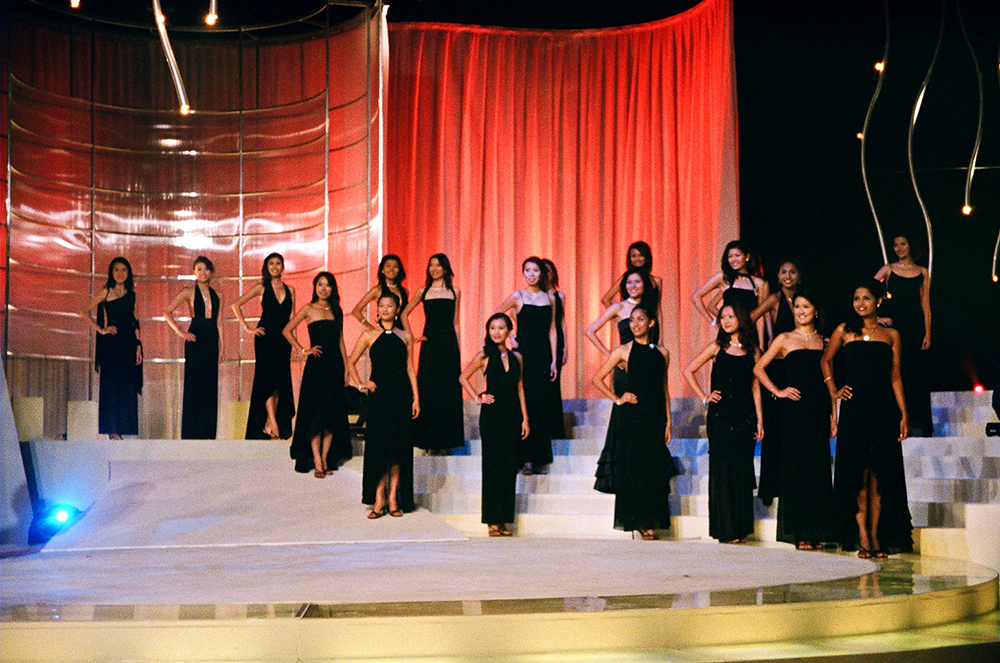 Miss Singapore Universe 2004 29