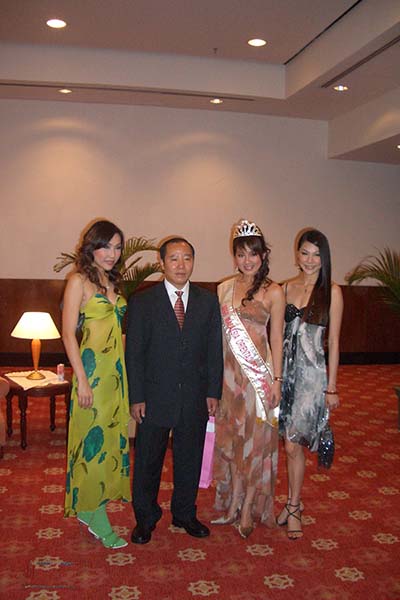 Miss Oriental Pearl 11
