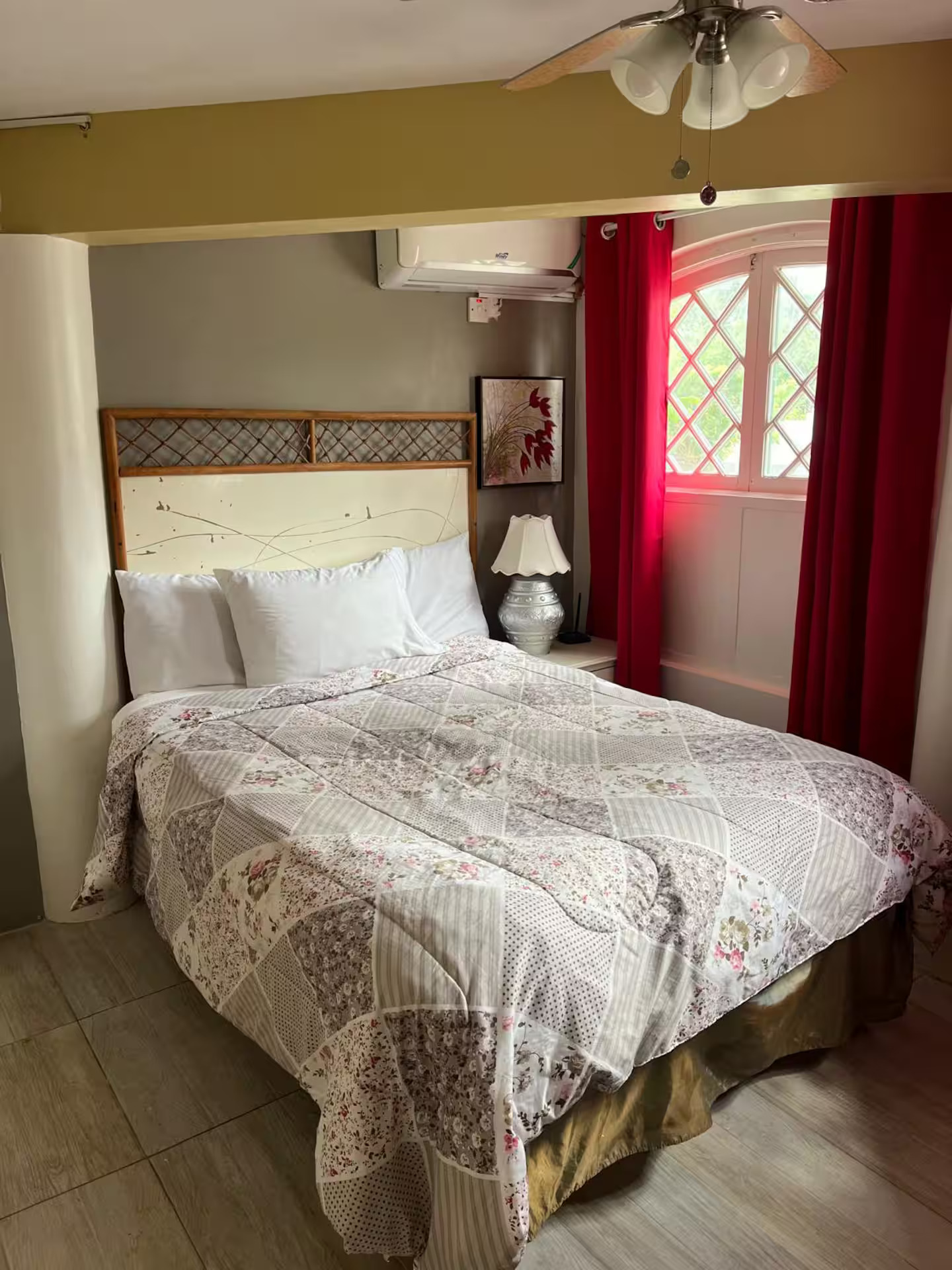 Cozy Bedroom Suite with Arched Garden Window, Ceiling Fan & Split A/C