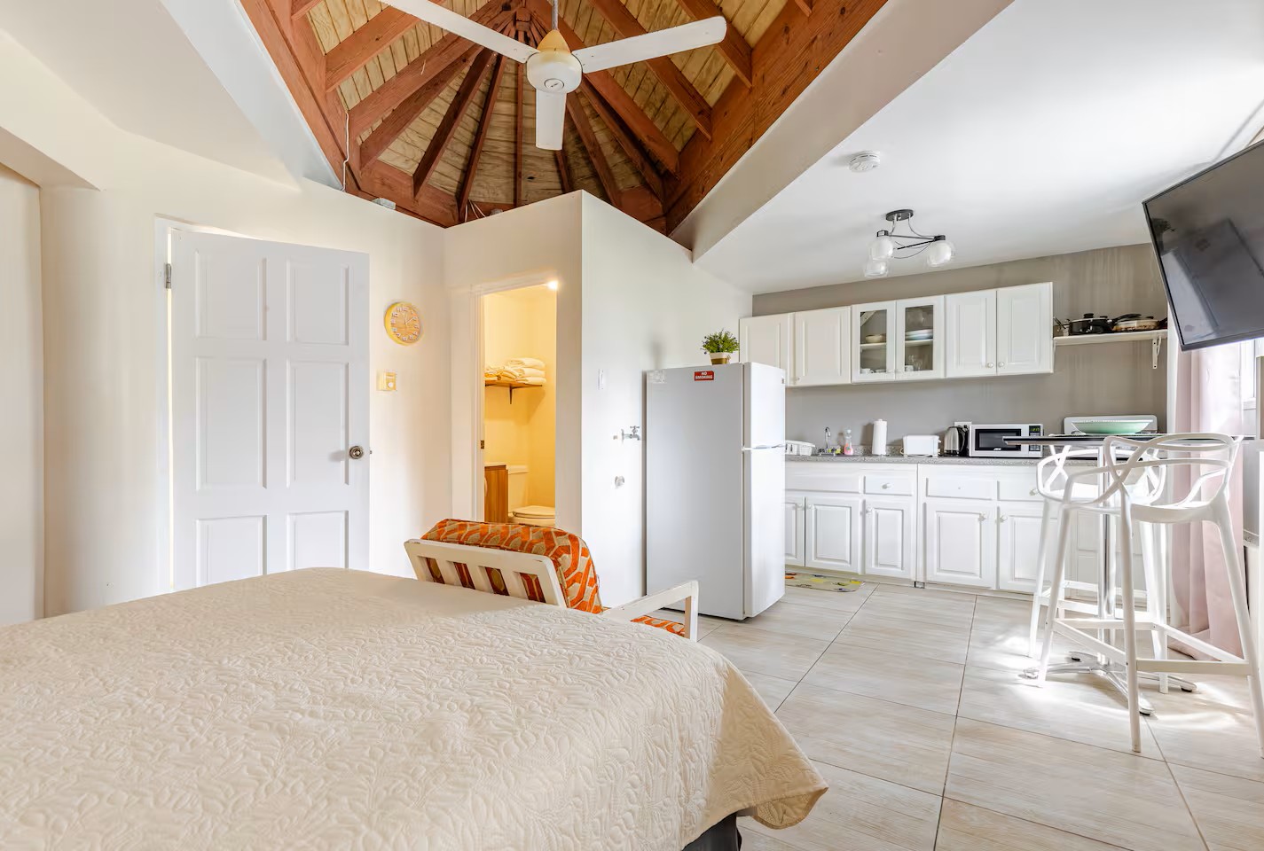 Panoramic Studio Suite with Wood Beamed Cone Ceiling & Kitchenette