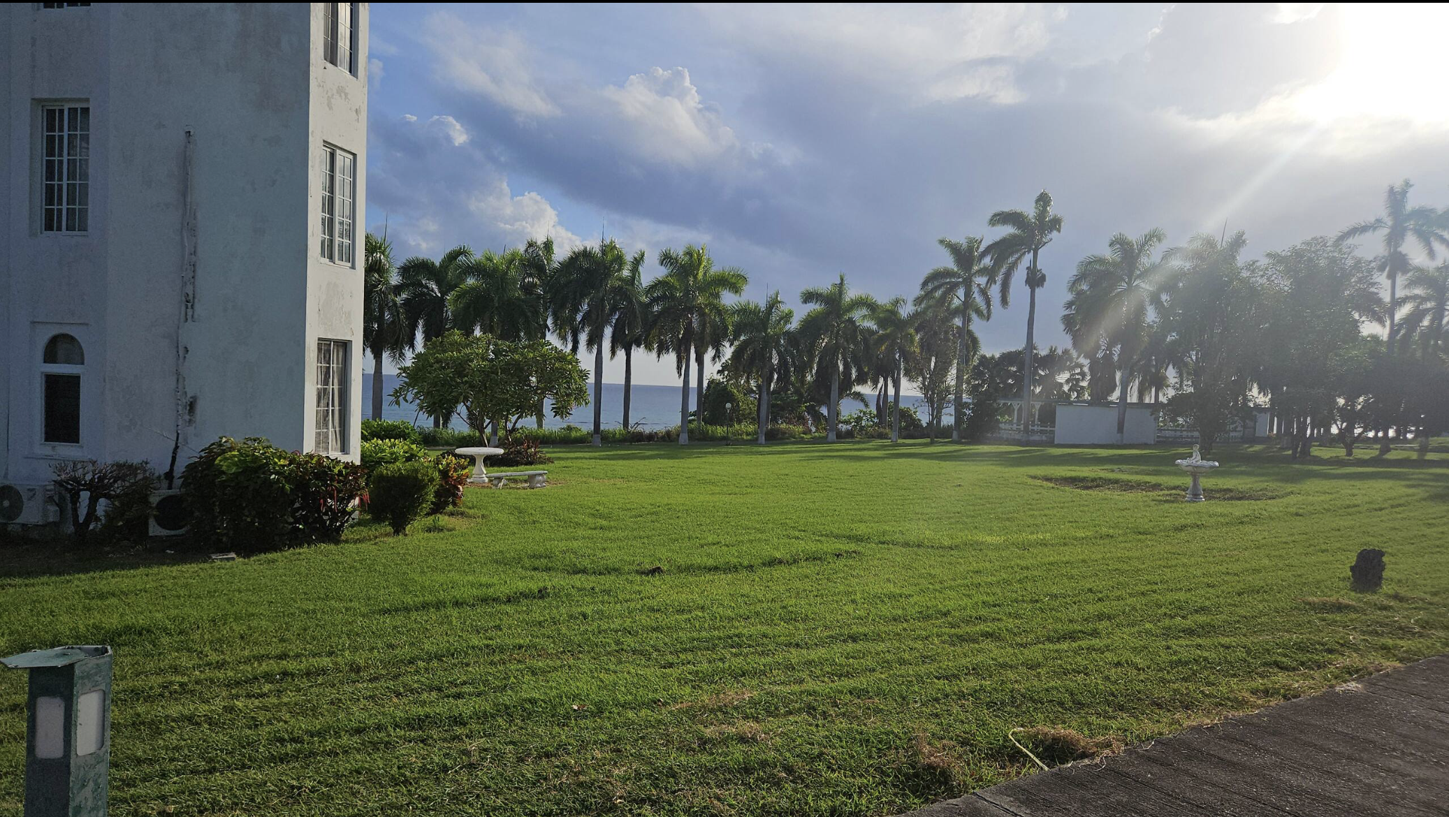 11-Acre Tropical Lawns & Oceanline