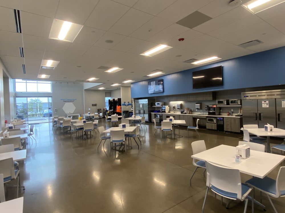 Spotless Workspaces That Impress