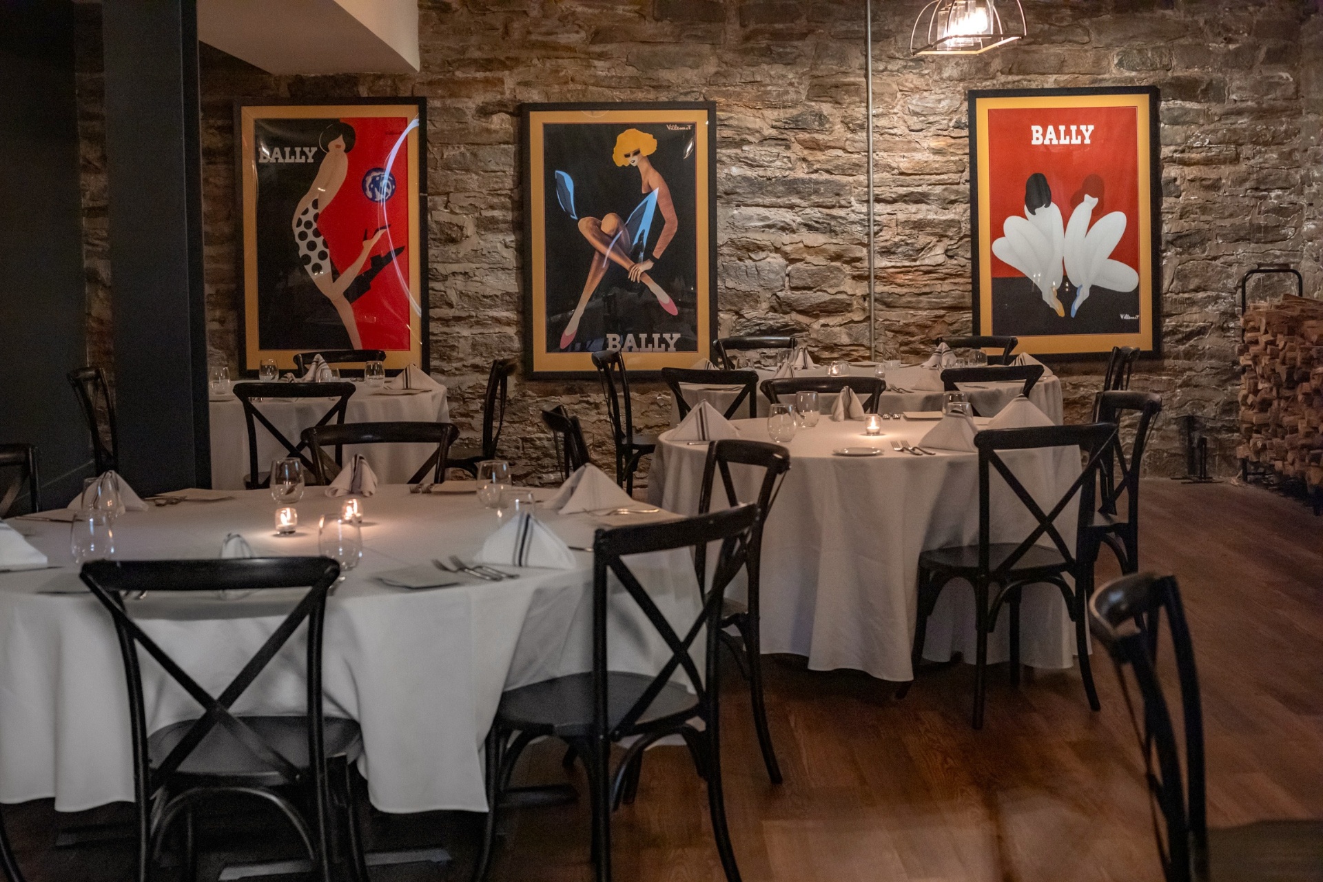 Private event dining room at Fratelli Italian Kitchen