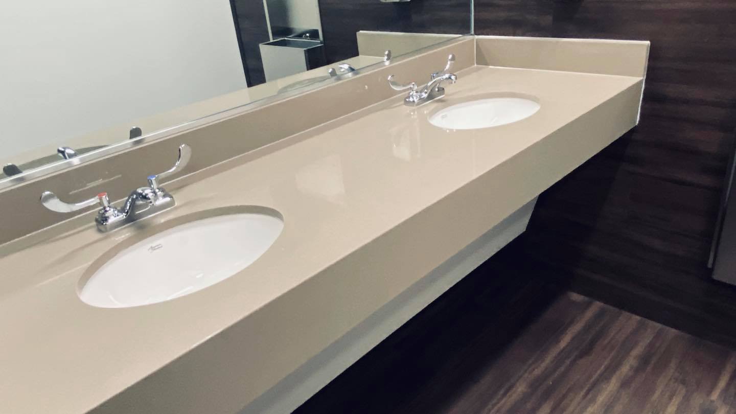 Completed Kitchen Countertops: Granite, Quartz, and Solid Surface