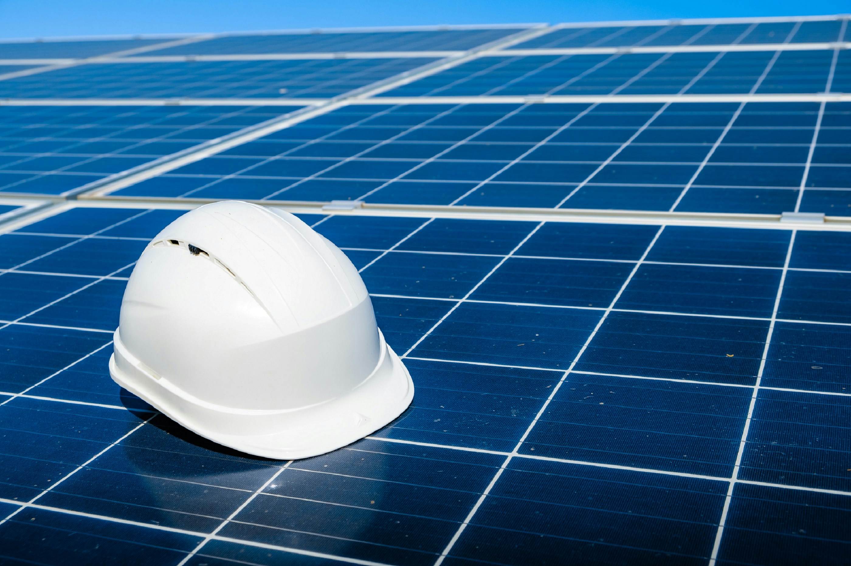 What a Commercial Solar Plan Set Actually Includes — Commercial solar engineering
