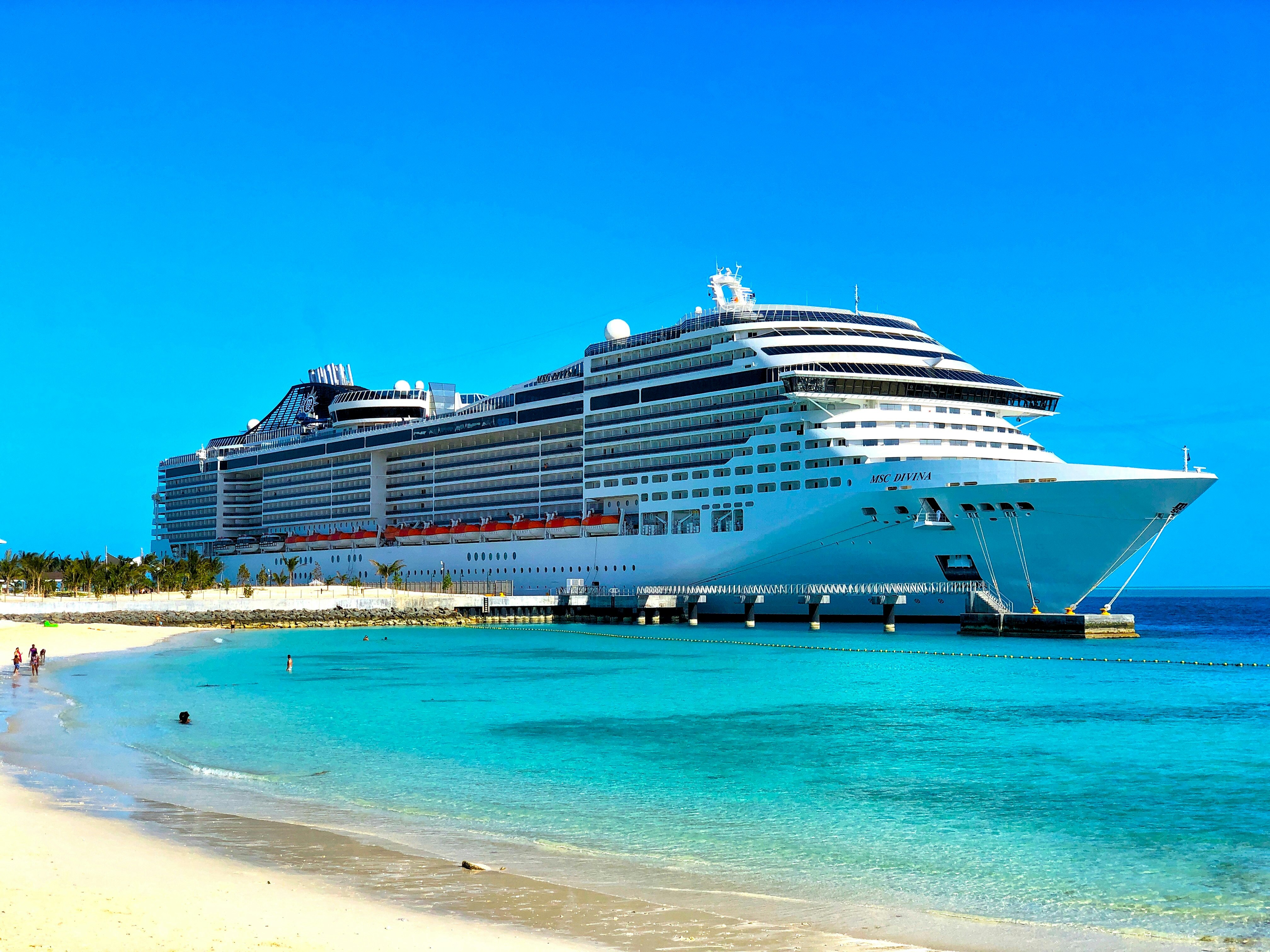 Cruise Ship