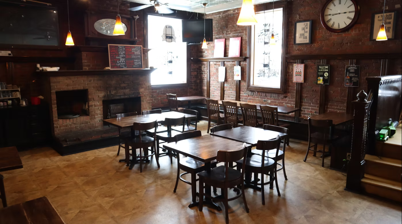 Bar photo 2