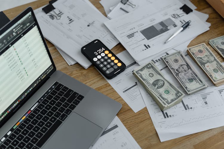 How to Plan a Seamless Office Relocation Without IT Downtime