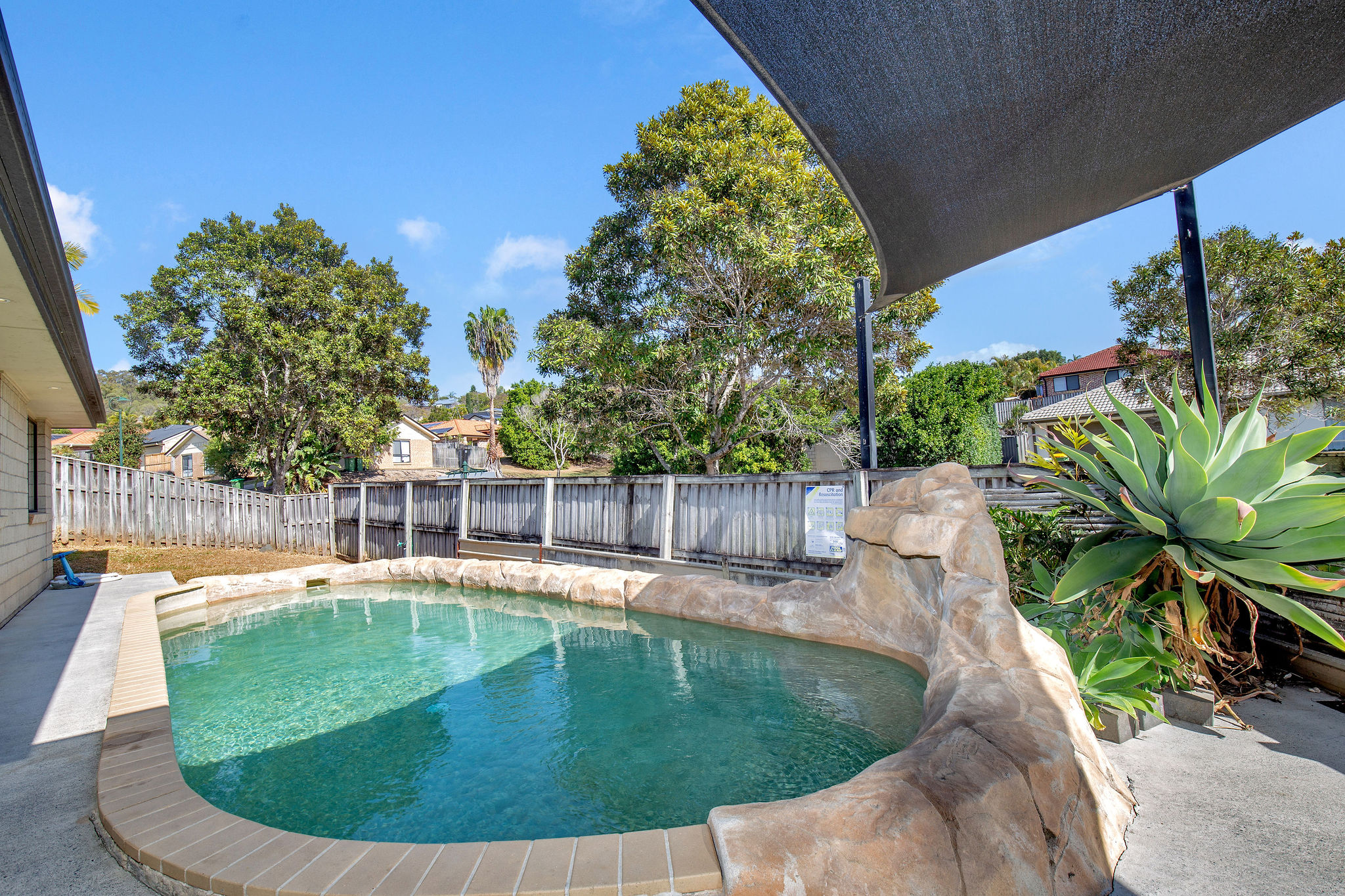 Recently sold property in Pacific Pines by Sharon Selwood