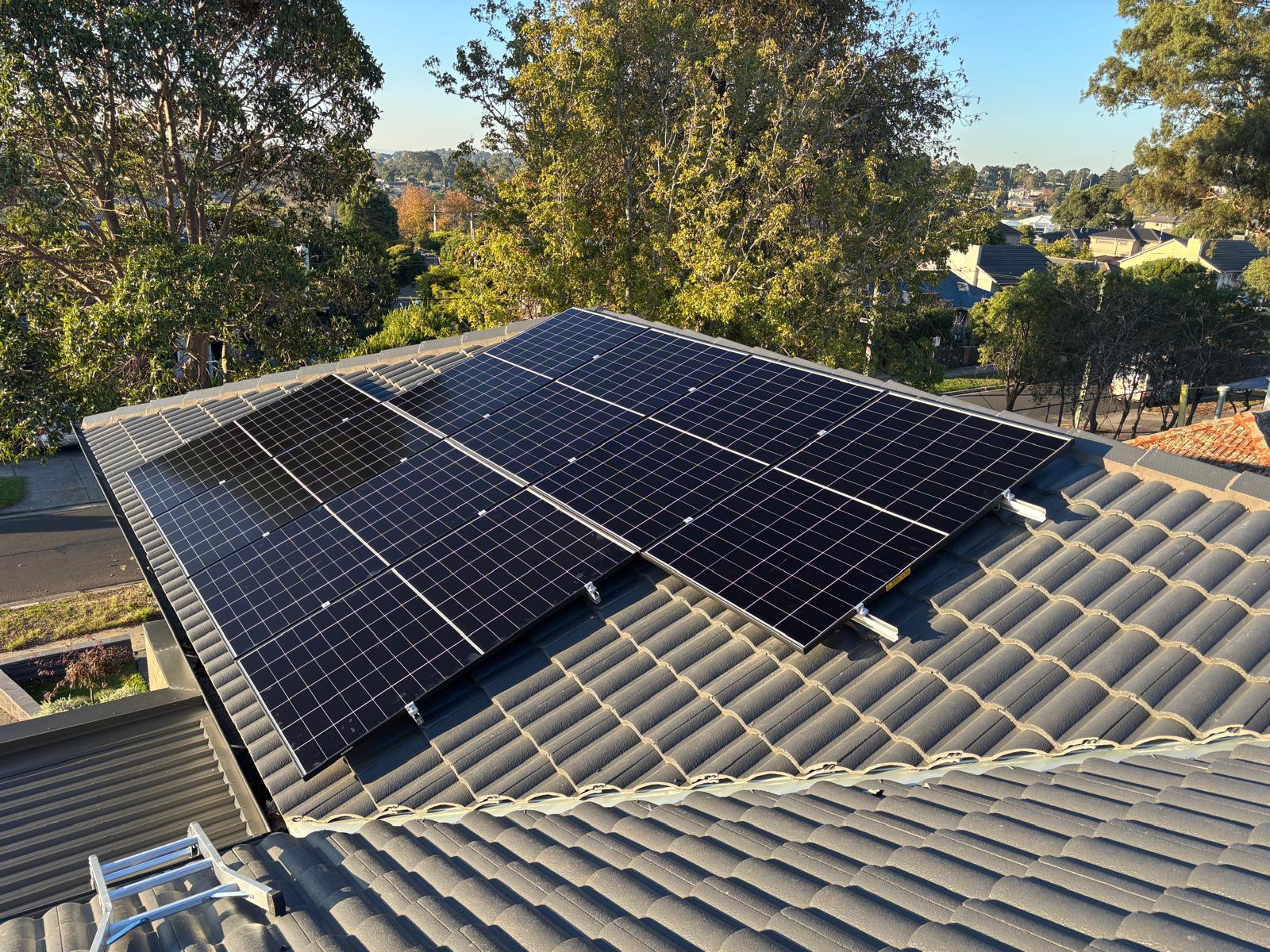 Large-Scale Tile Roof Solar