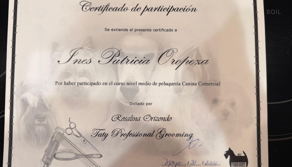 Certificado Peluquería Canina Comercial