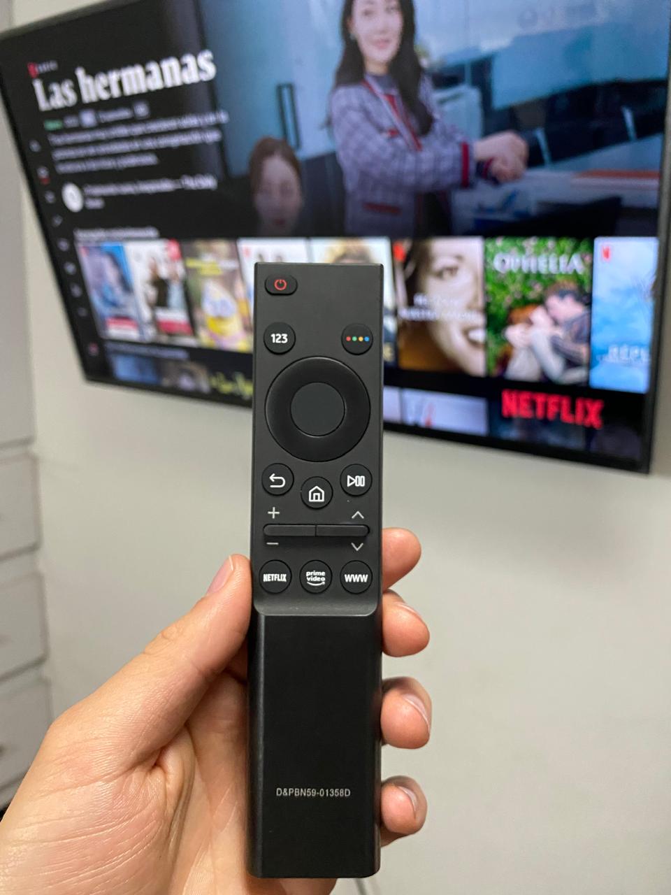 Control Samsung frente a TV — Control ING