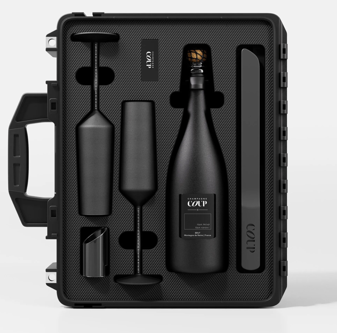 GiftSuite Reserve Collection — COUP Champagne luxury matte black case with flutes and sabre