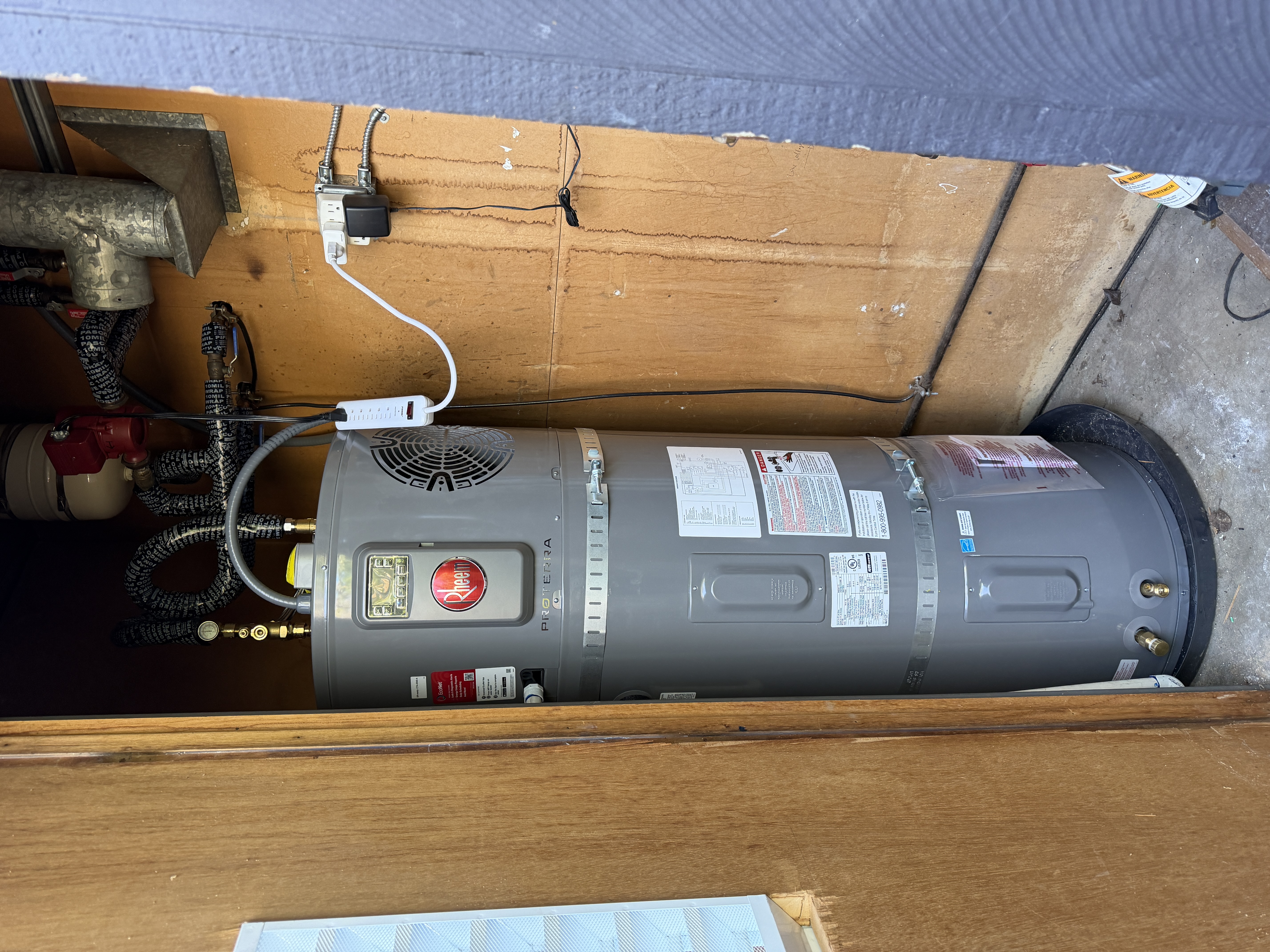 Outdoor Rheem ProTerra Heat Pump Water Heater Setup