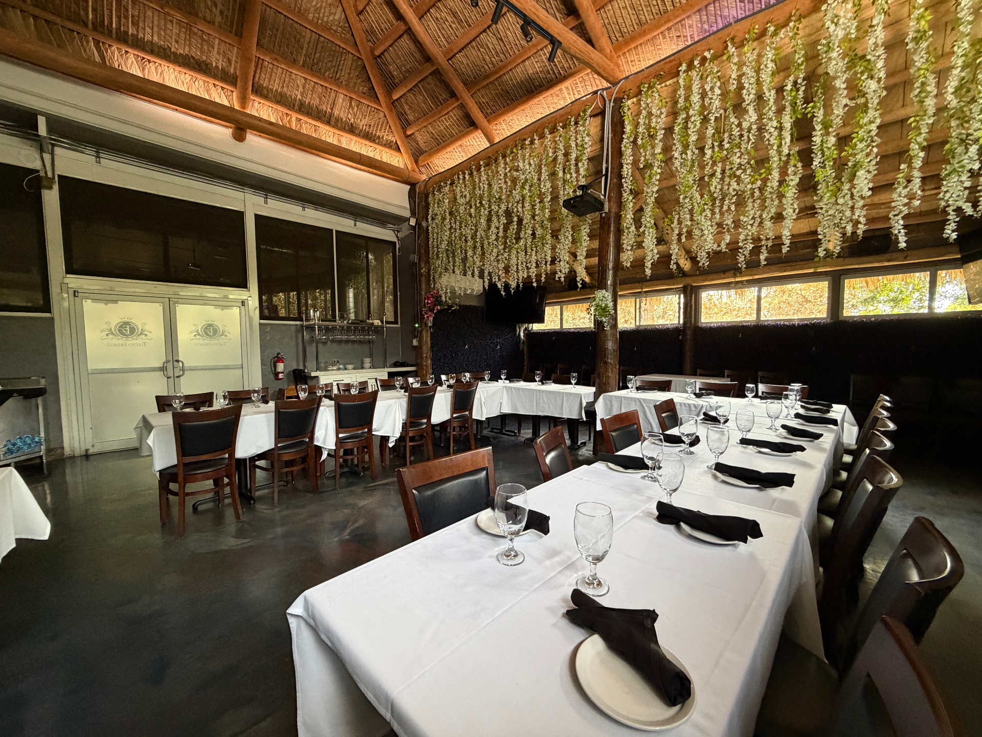 Tutto Fresco restaurant interior event venue Port St. Lucie