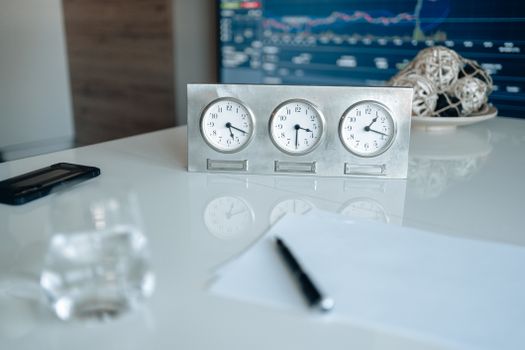 live world clock