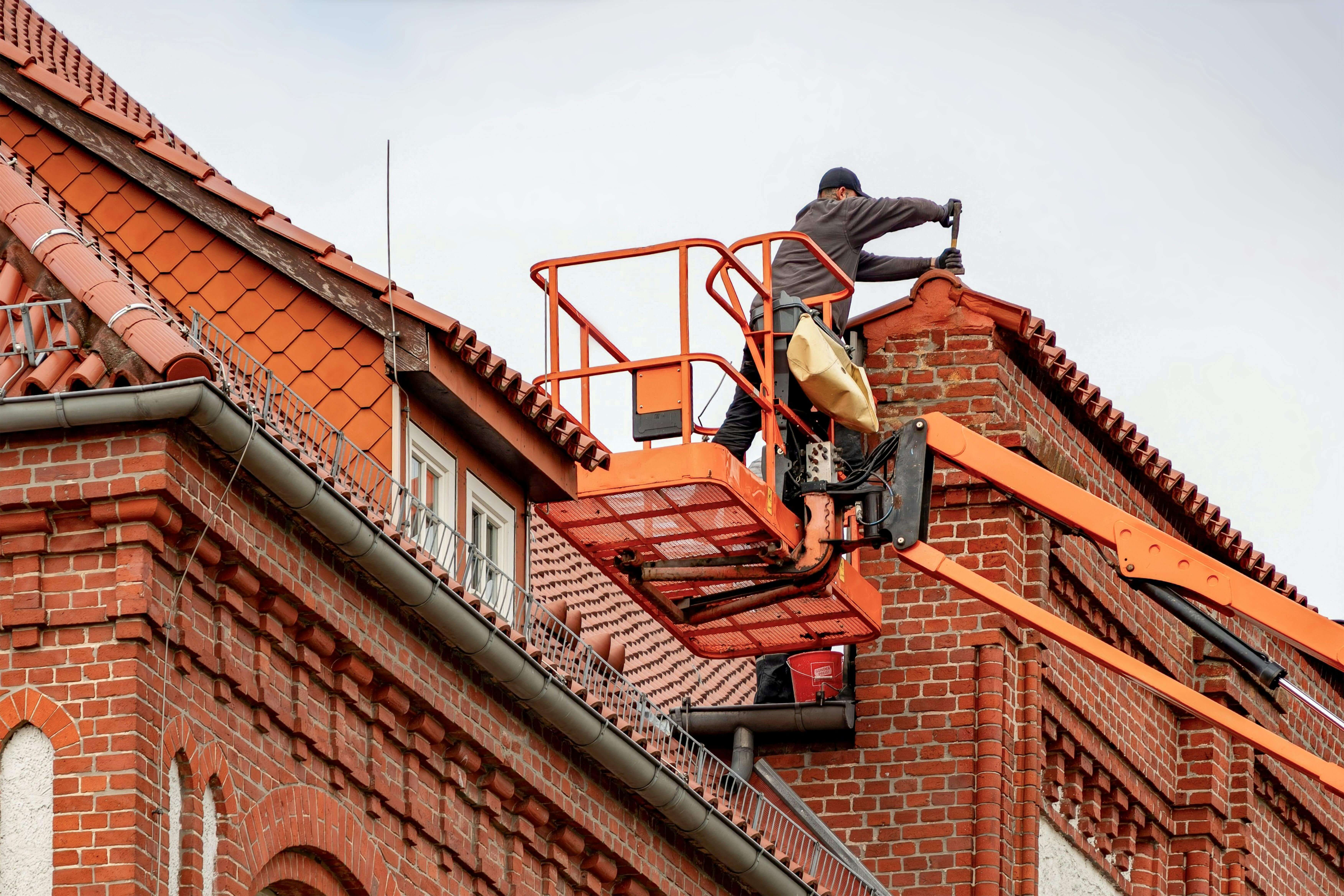 AI Receptionist vs Human Receptionist: Which Is Right for a Roofing Business?