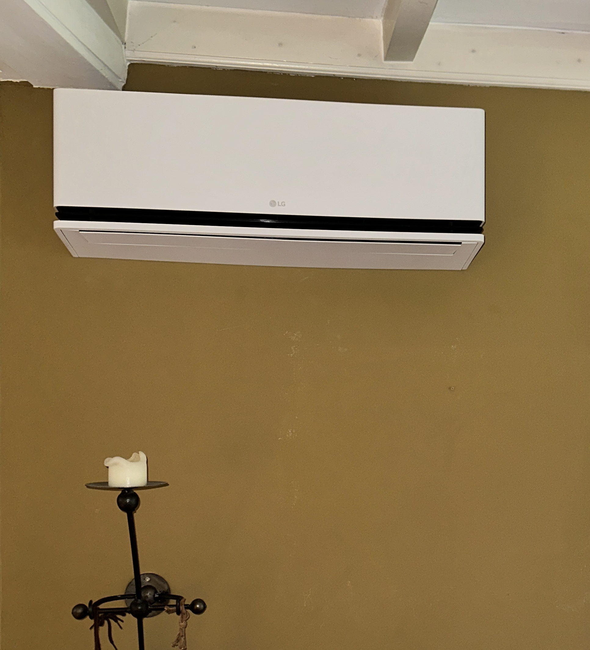 Moderne airconditioning installatie LG