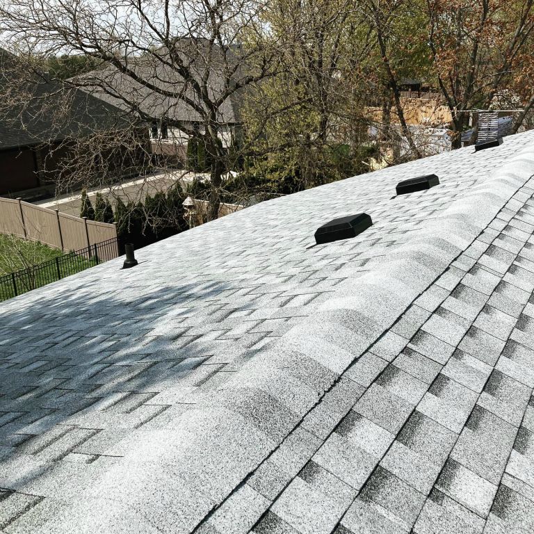 Roofing Crew