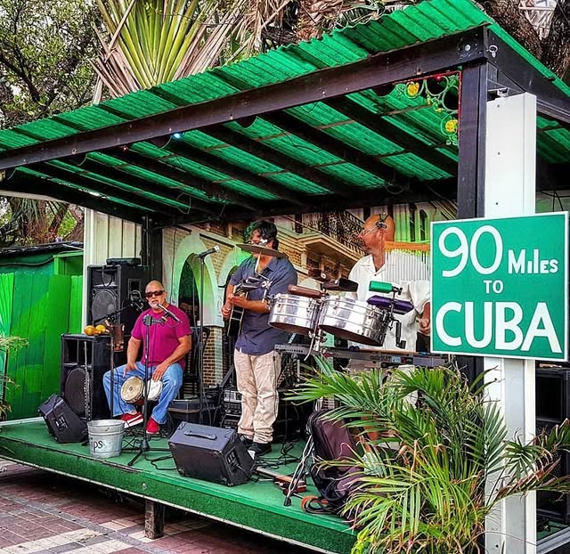 Live Cuban Salsa Music
